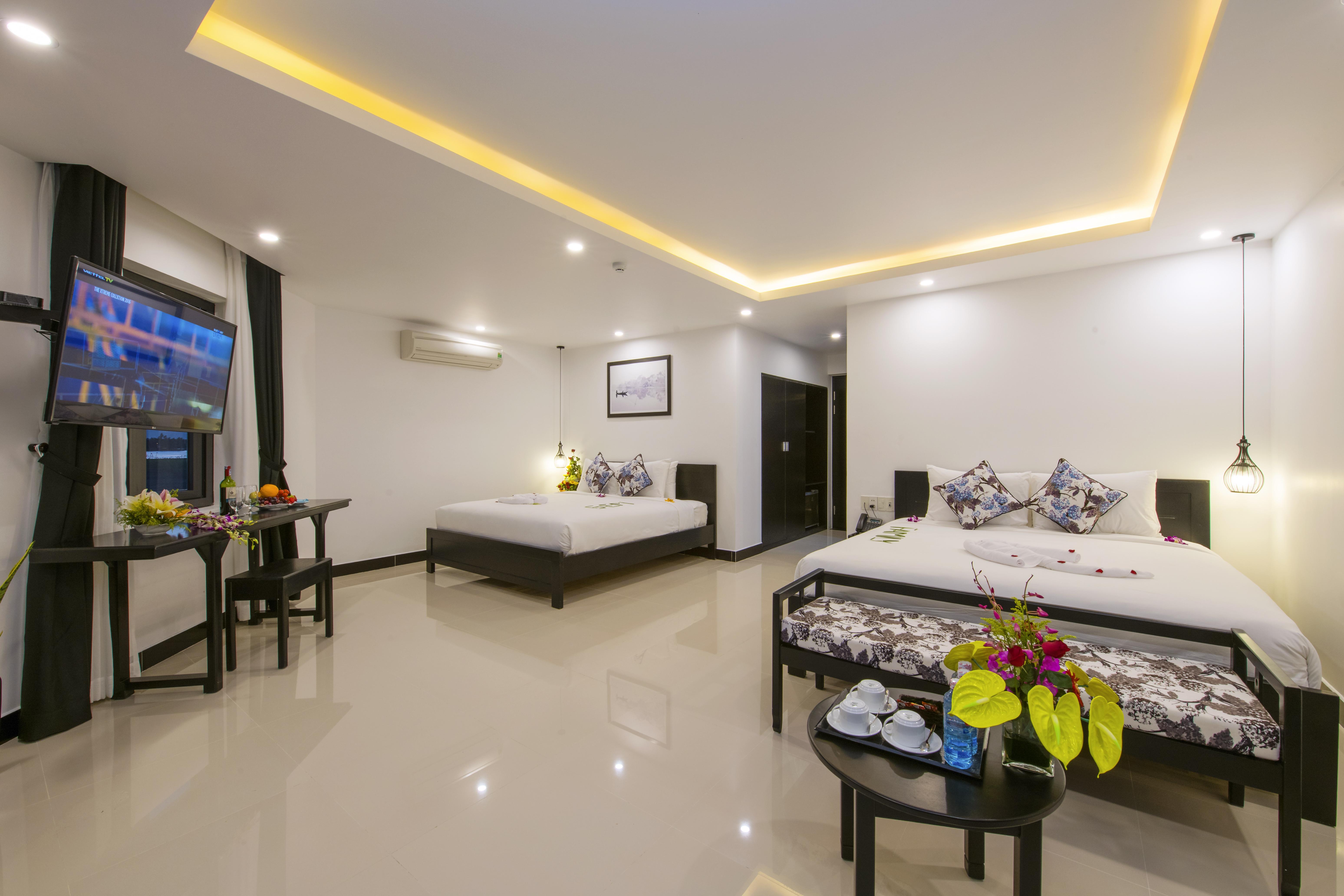Gem Riverside Hotel Хойан Экстерьер фото