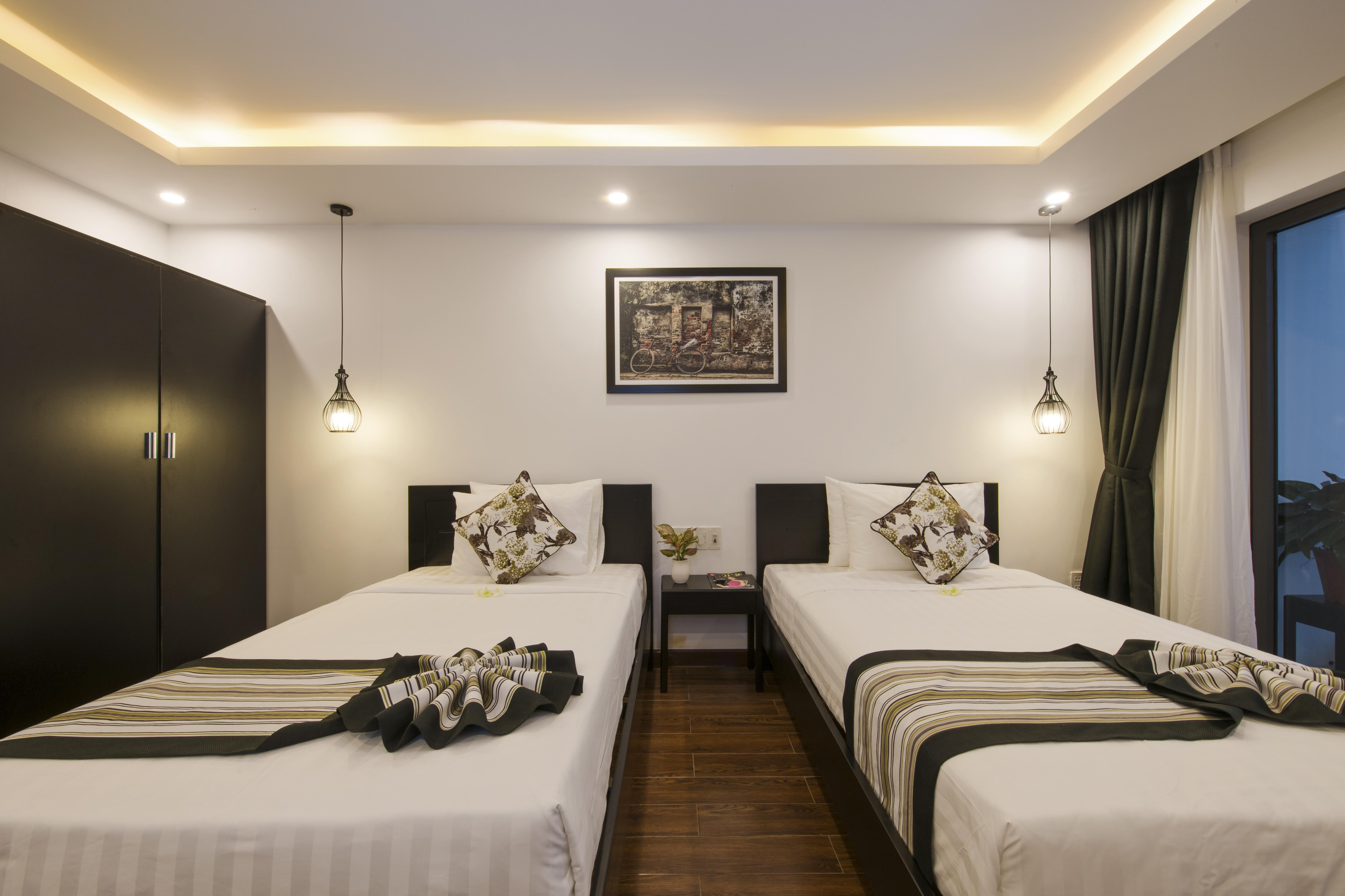 Gem Riverside Hotel Хойан Экстерьер фото