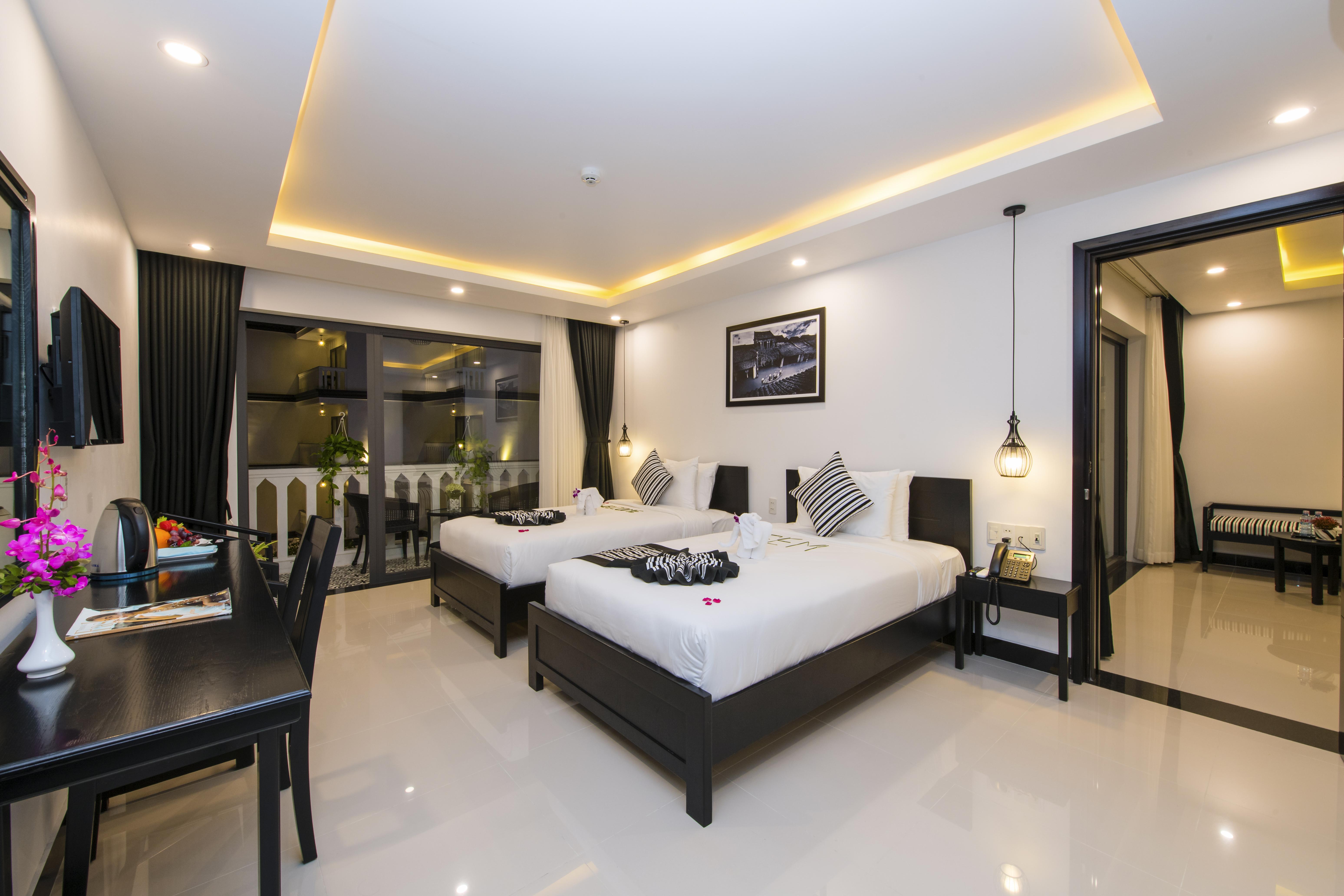 Gem Riverside Hotel Хойан Экстерьер фото
