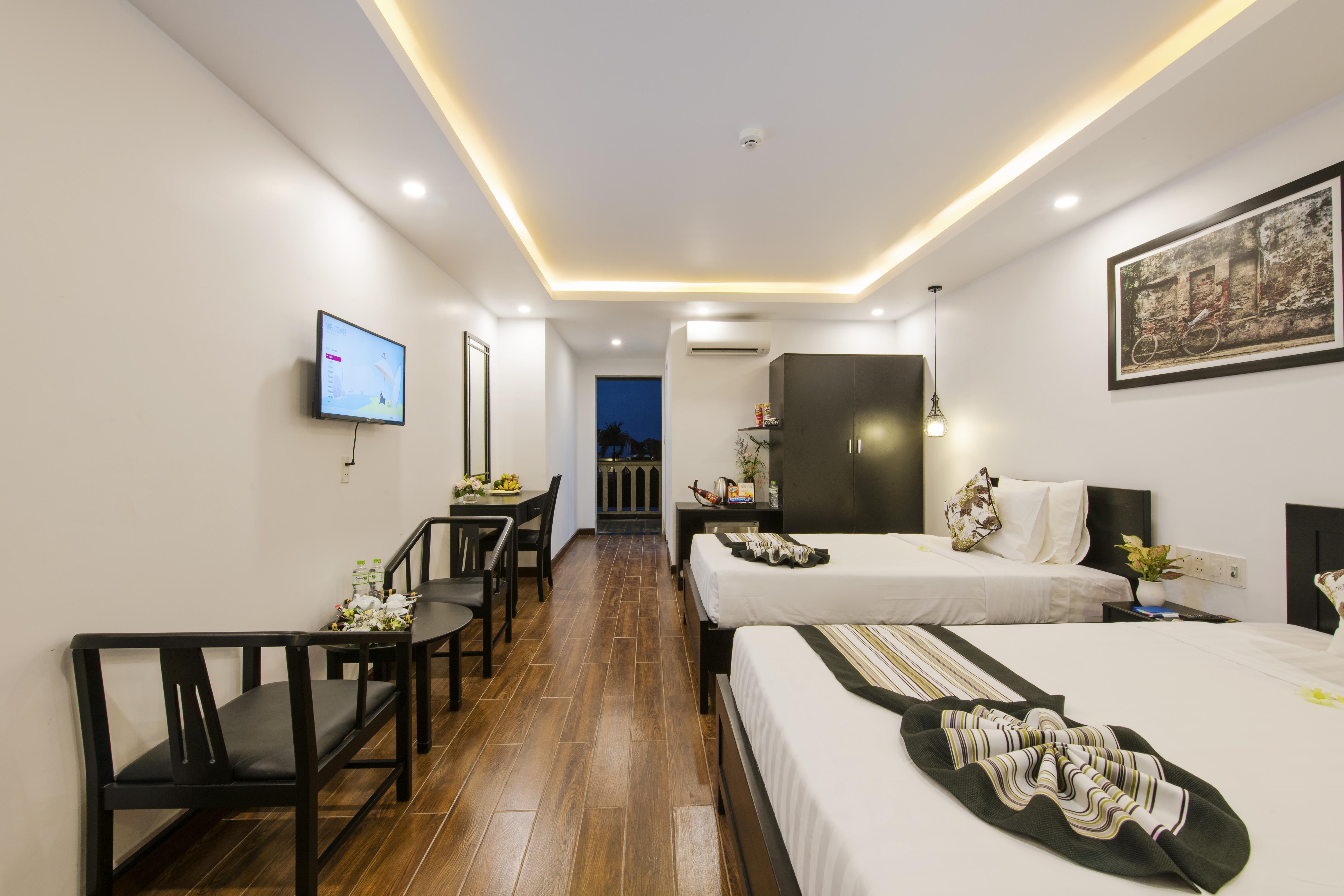 Gem Riverside Hotel Хойан Экстерьер фото