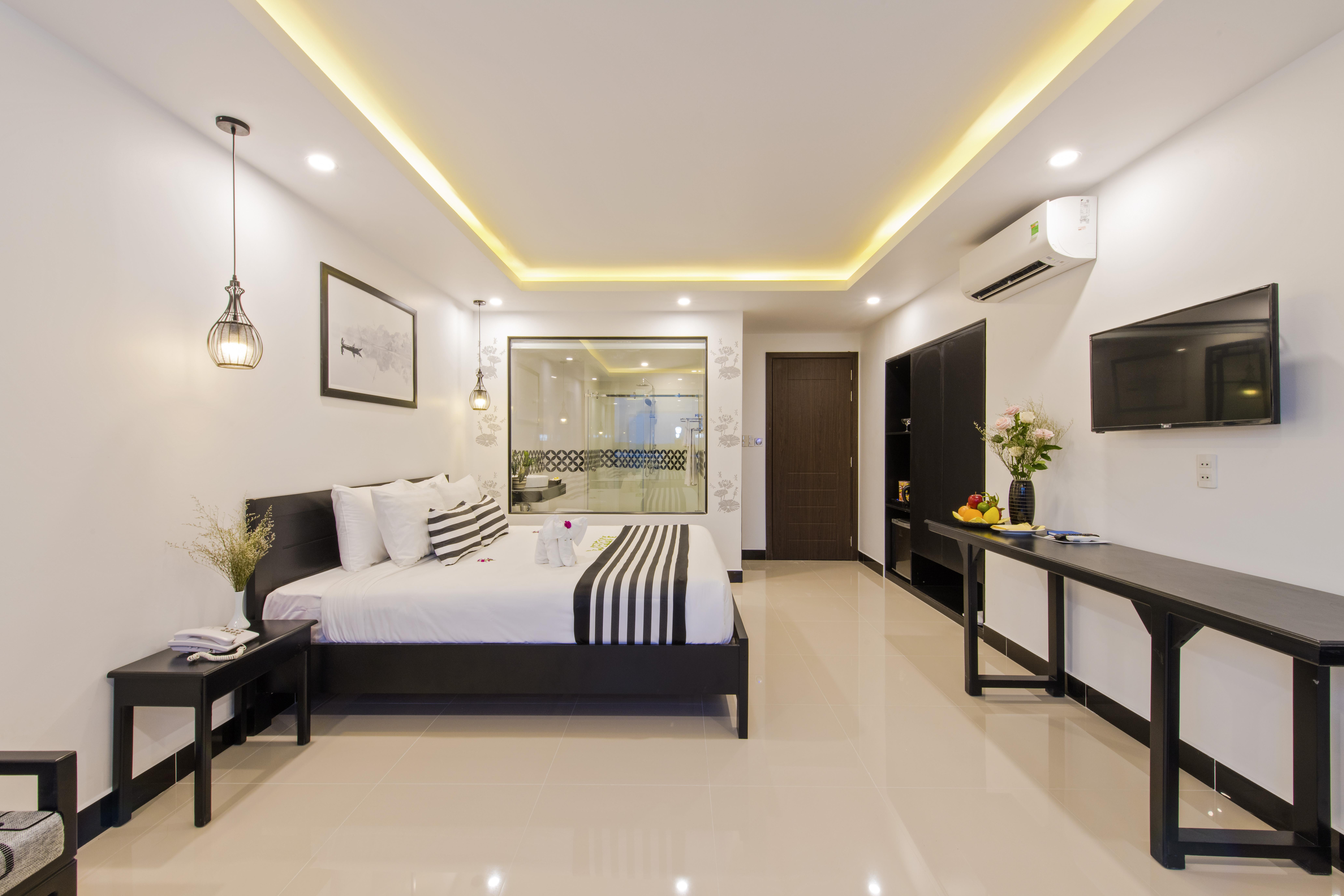 Gem Riverside Hotel Хойан Экстерьер фото