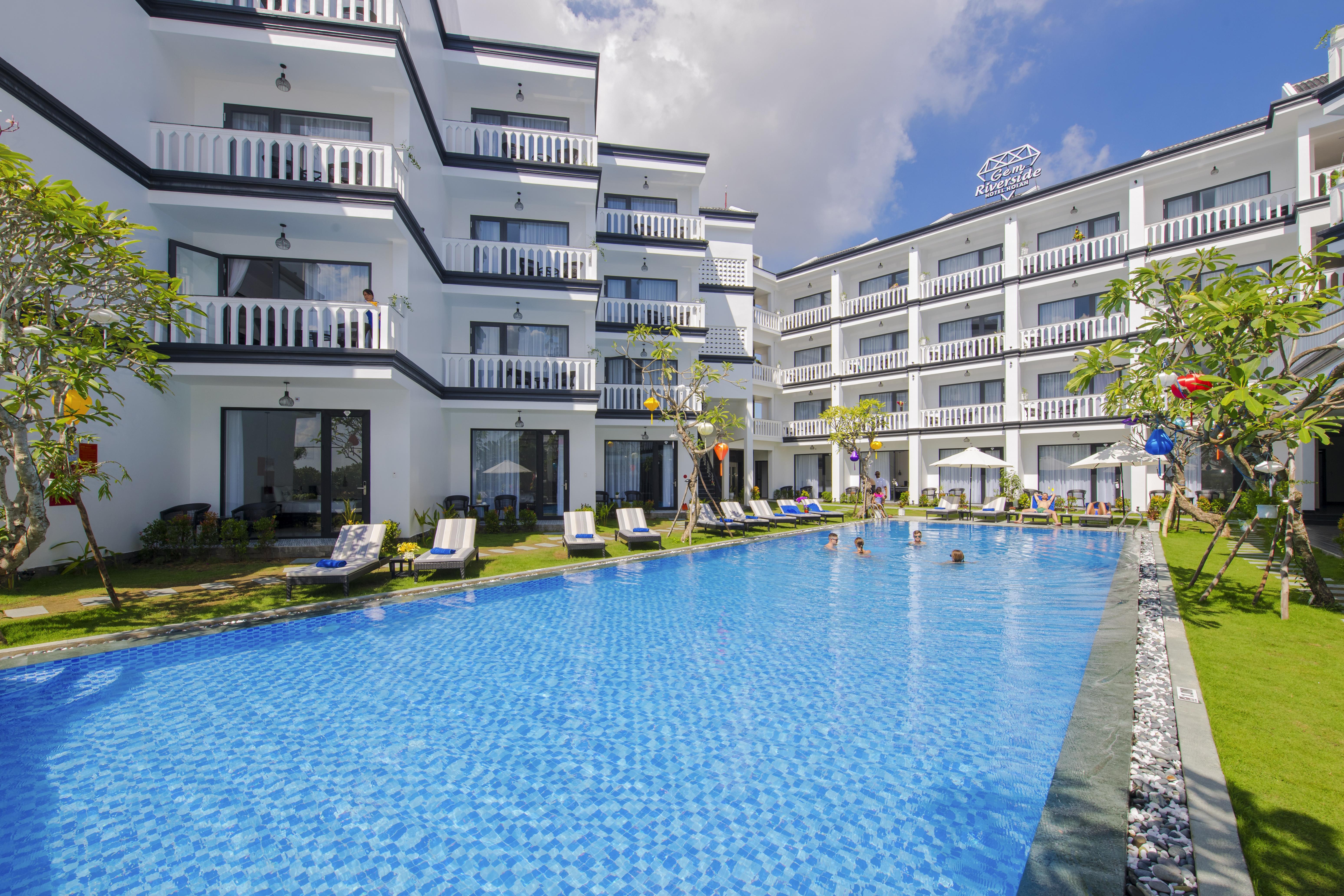 Gem Riverside Hotel Хойан Экстерьер фото